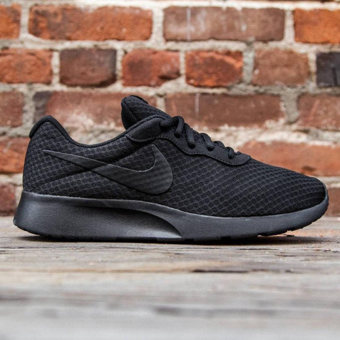 

Кроссовки муж. Nike Tanjun (арт. 812654-001), Черный