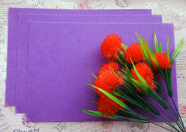 

Фетр середньої жорсткості 20х30см, 1мм. (С35) фіолетовий