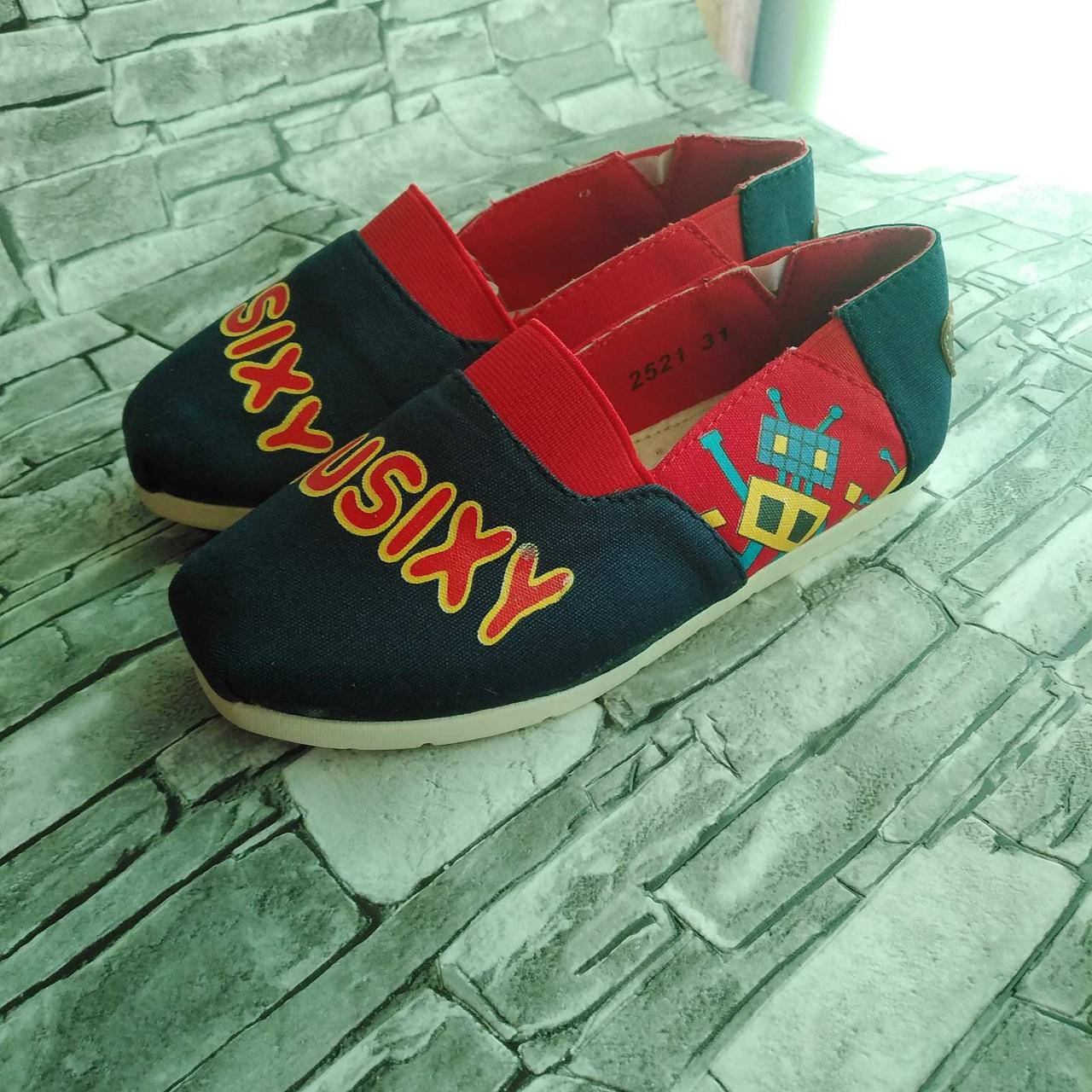 

Слипоны кроссовки кеды для мальчика текстильные с рисунком синие с красным Active размеры 31,33,34,35