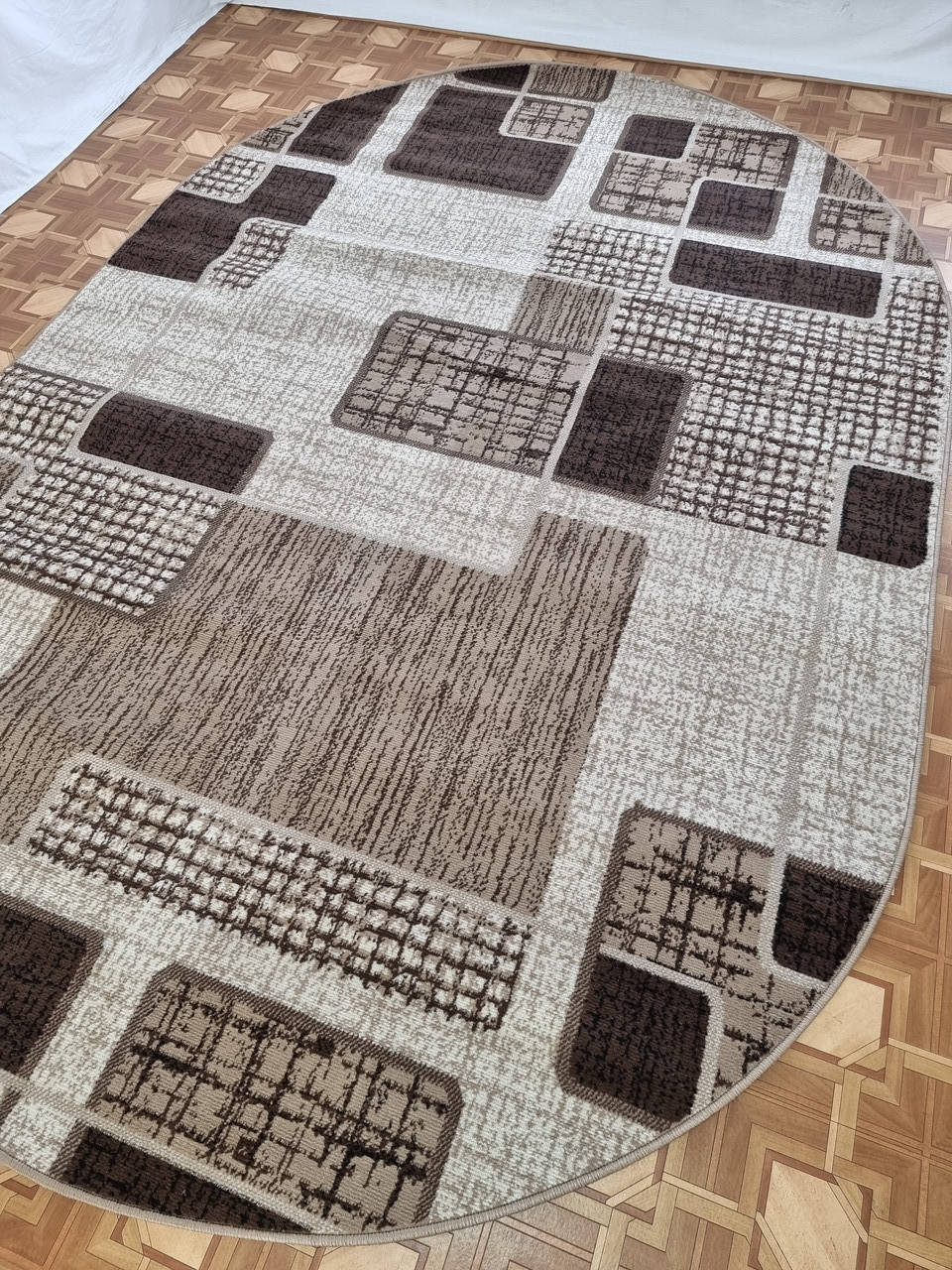 

Ковер со средним ворсом овальный Luna 1.40х2