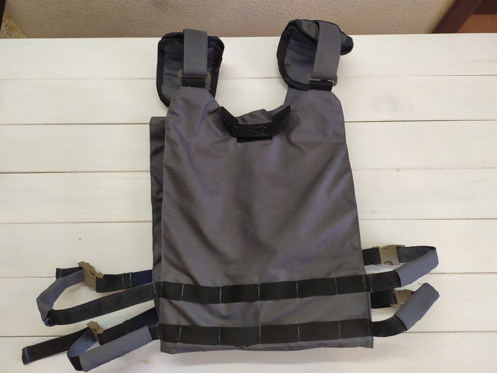 

Плитоноска тактическая ( Броник )