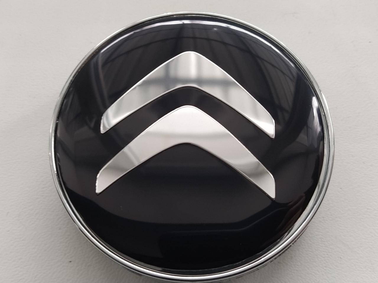 

Колпачки заглушки в литые диски Citroen 60/56/10 мм. Черные Хром.основа