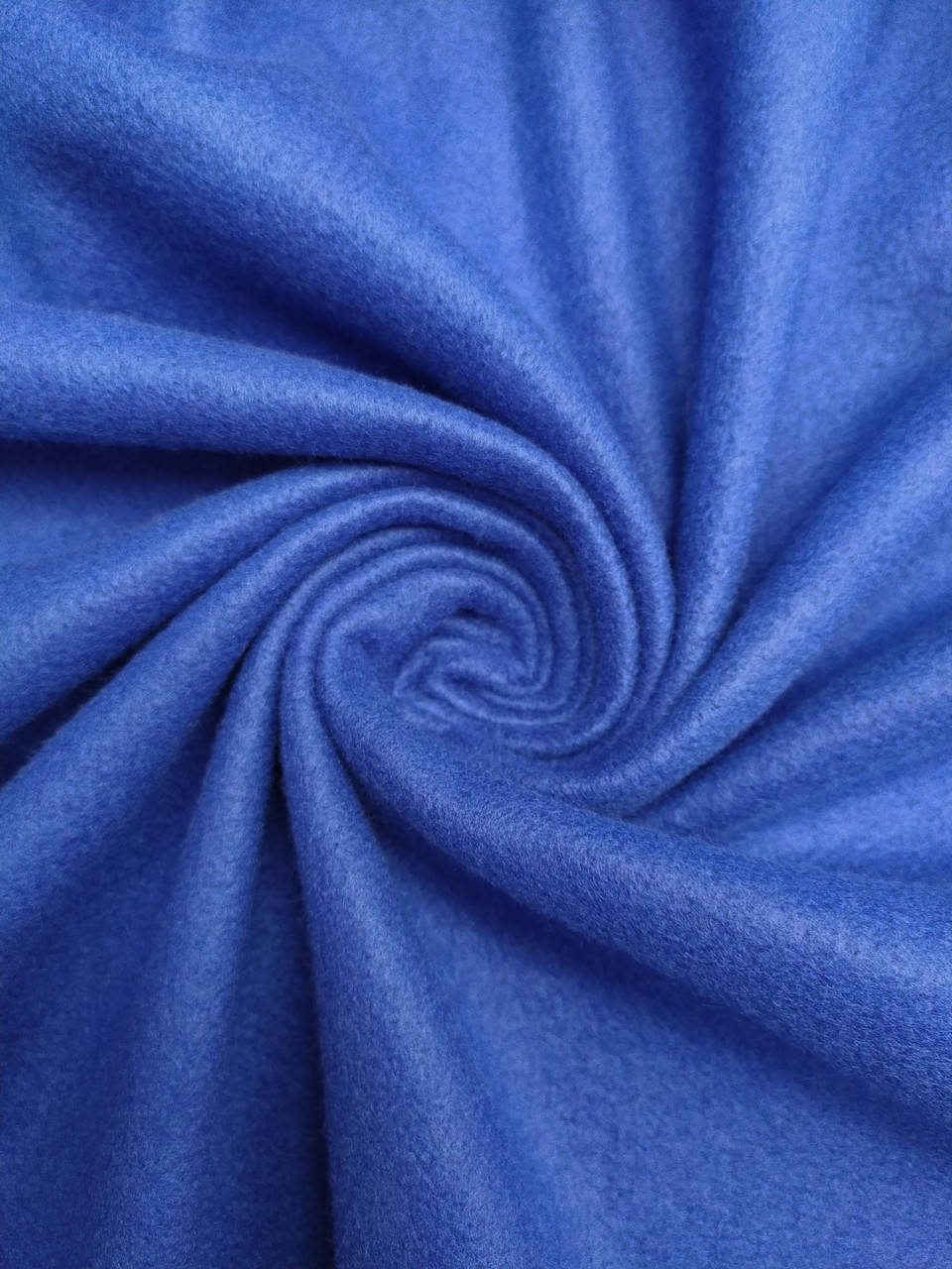 

Флис однотонный, плотность 240гр/м2 Электрик