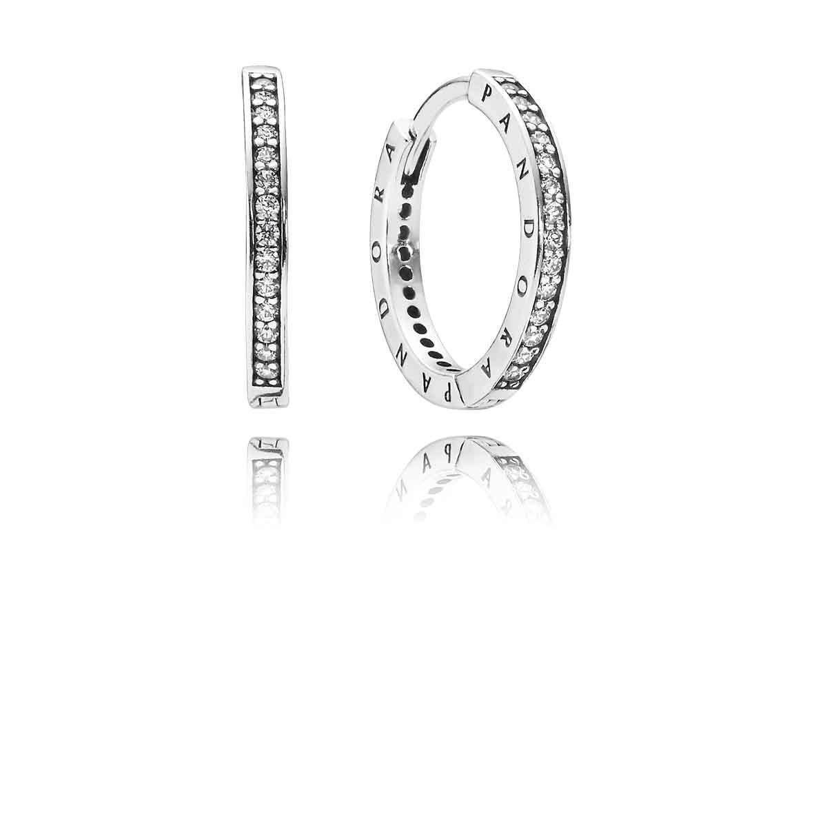 

Серебряные серьги Pandora с логотипом "Pandora" 290558CZ
