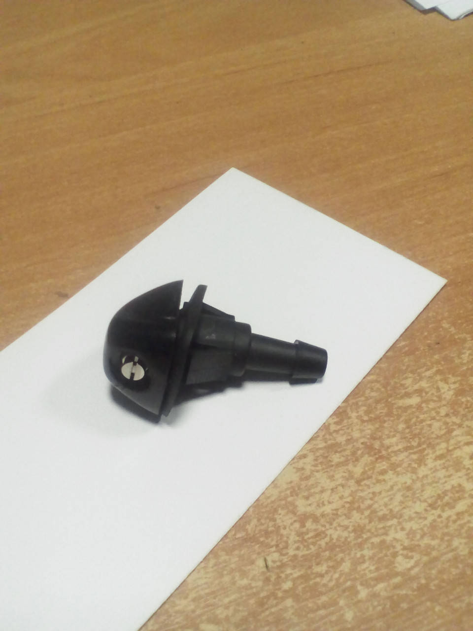 

Веерная форсунка омывателя Chevrolet Epica