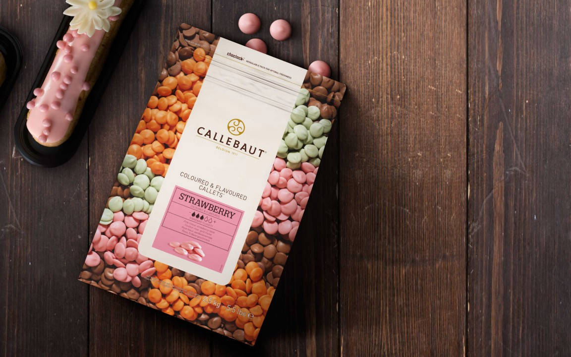 

Шоколад со вкусом клубники "Callebaut Strawberry Callets" каллеты 100 грамм (РАЗВЕС)