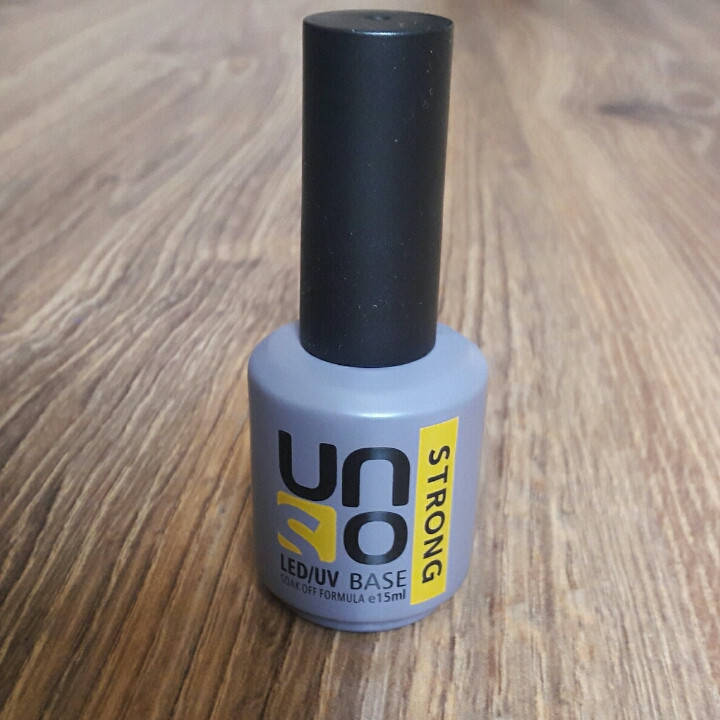 

База Strong Uno для ногтей 15ml