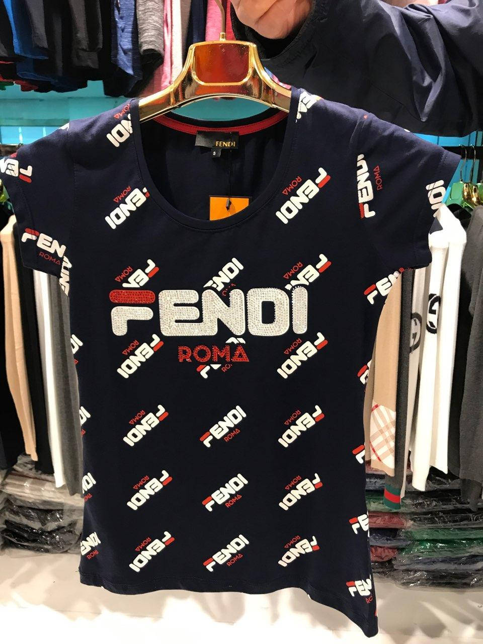 

Футболка женская Fendi (темно синяя) размер S, Синий