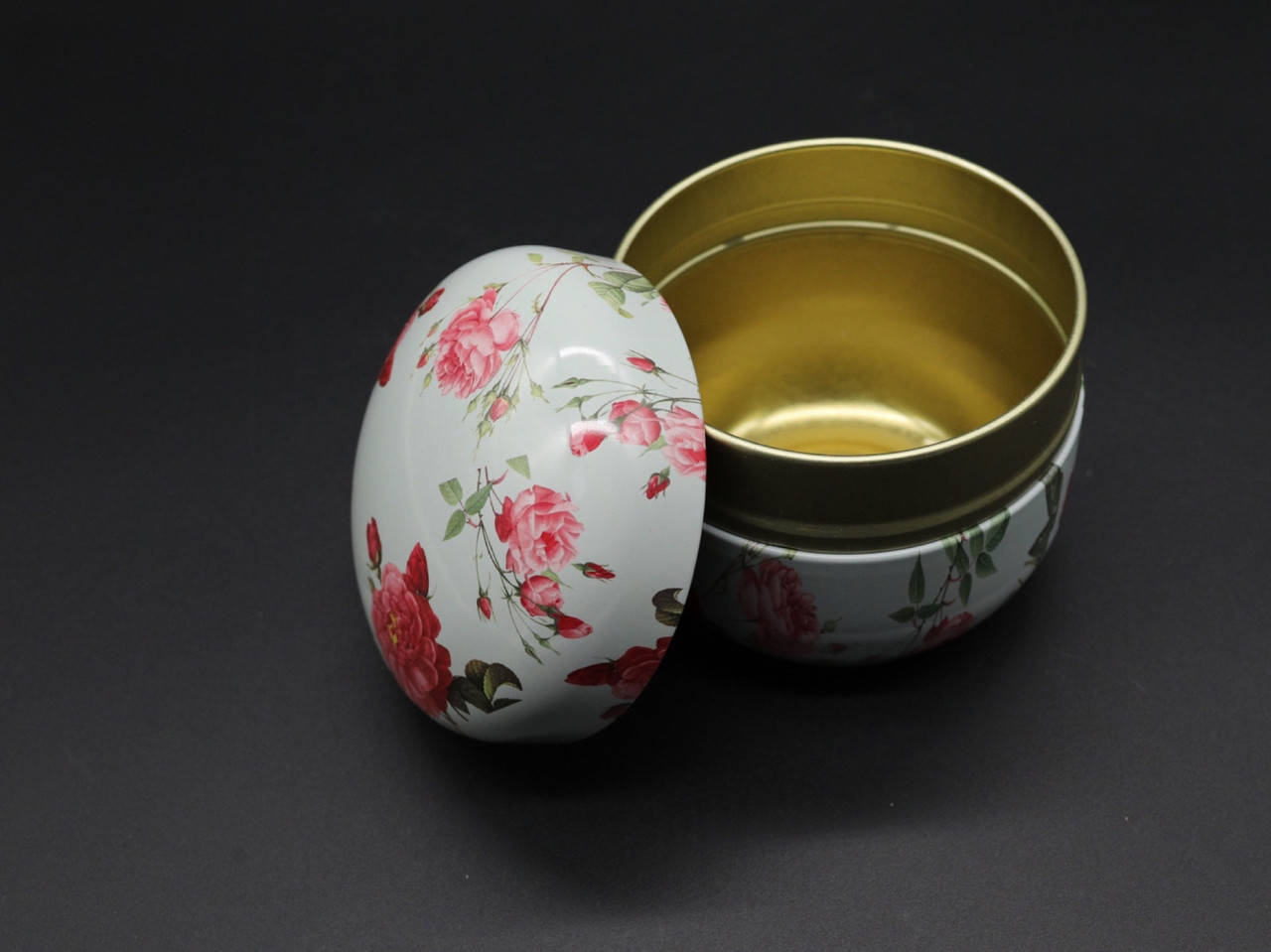 

Металлические подарочные коробочки. 8х8см