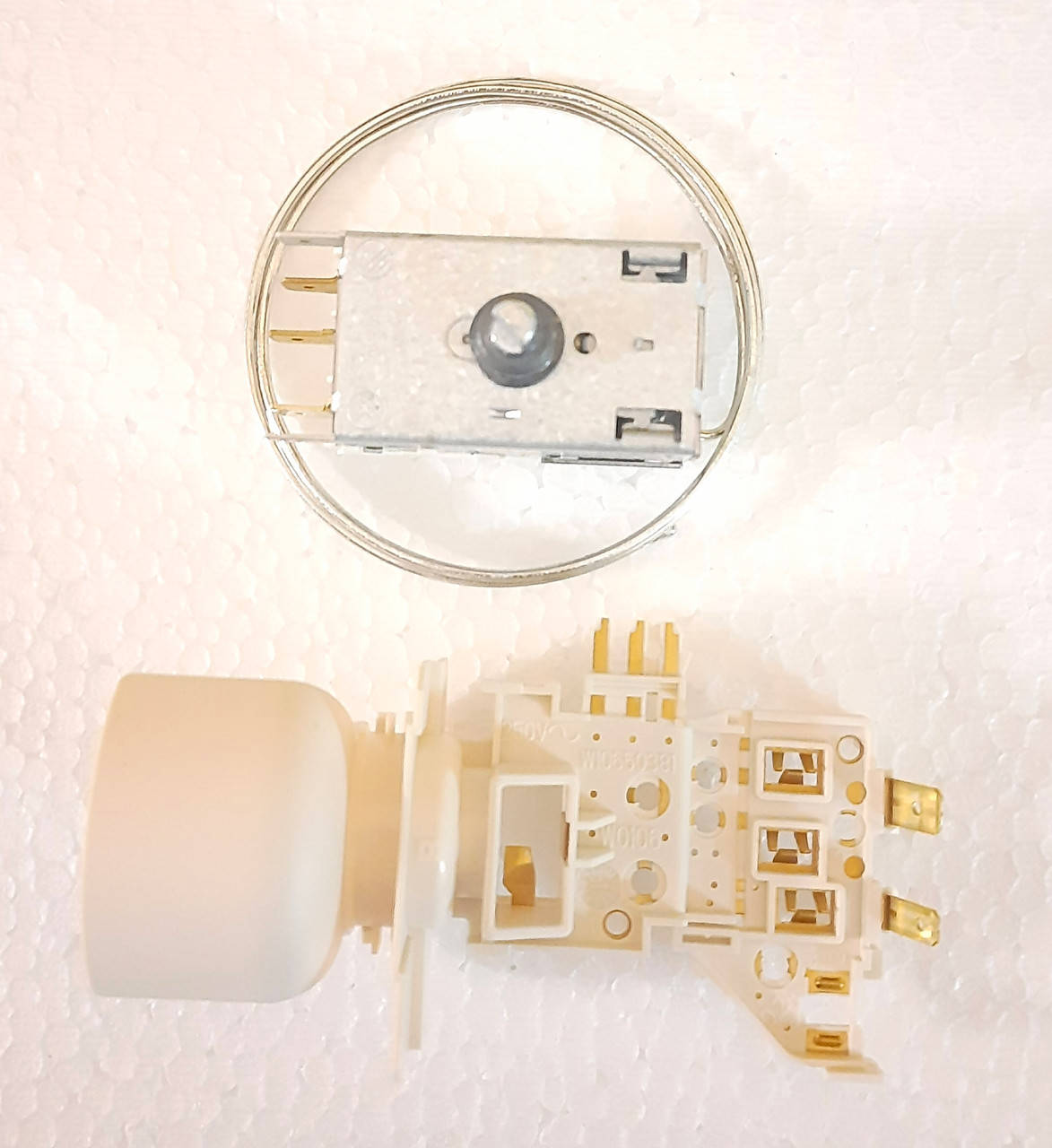 

Термостат для холодильника Whirlpool 481228238231 Оригинал