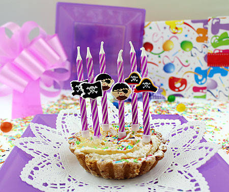 

Свечи для торта Пиратские 6 шт