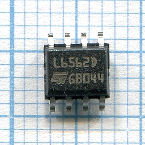 

Микросхема L6562D SOP-8 в блистере