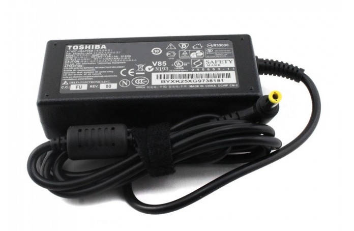 

Блок питания для ноутбука Toshiba 19V 3.42A 65W (DC 5.5*2.5)