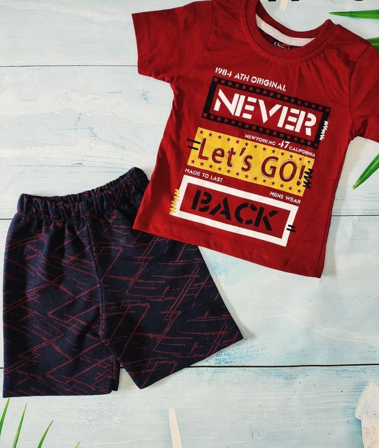 

Летний костюм на мальчика 3,5 лет