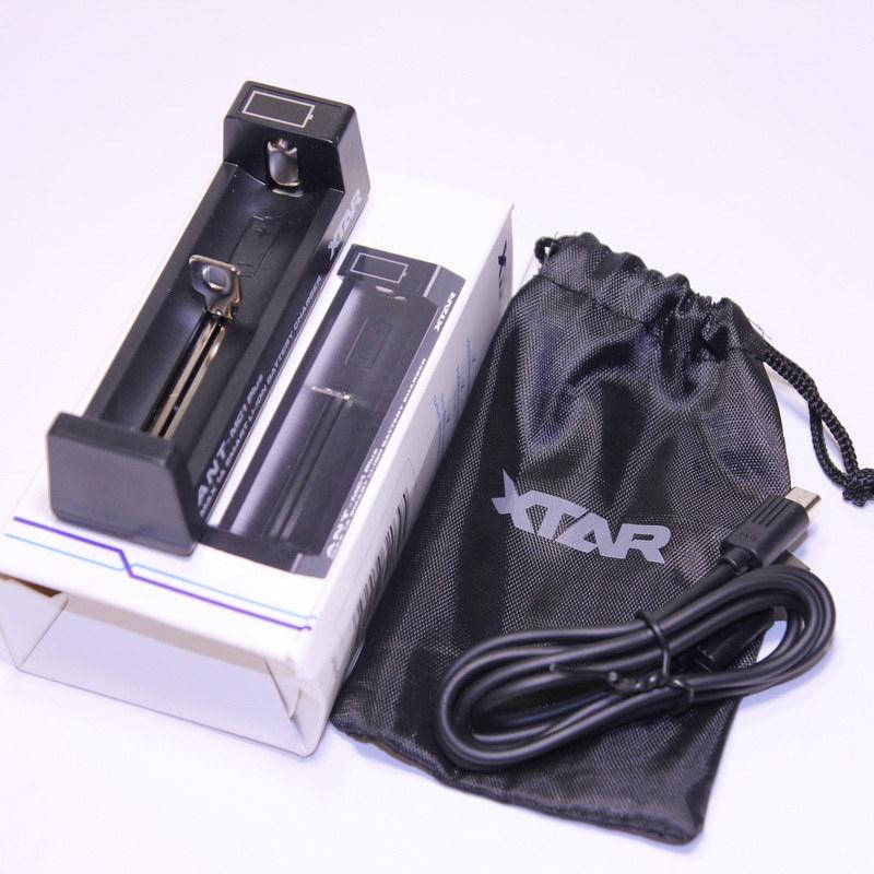 

Xtar ANT MC1 Plus - компактное зарядное устройство для 1-го Li-ion аккумулятора 1А