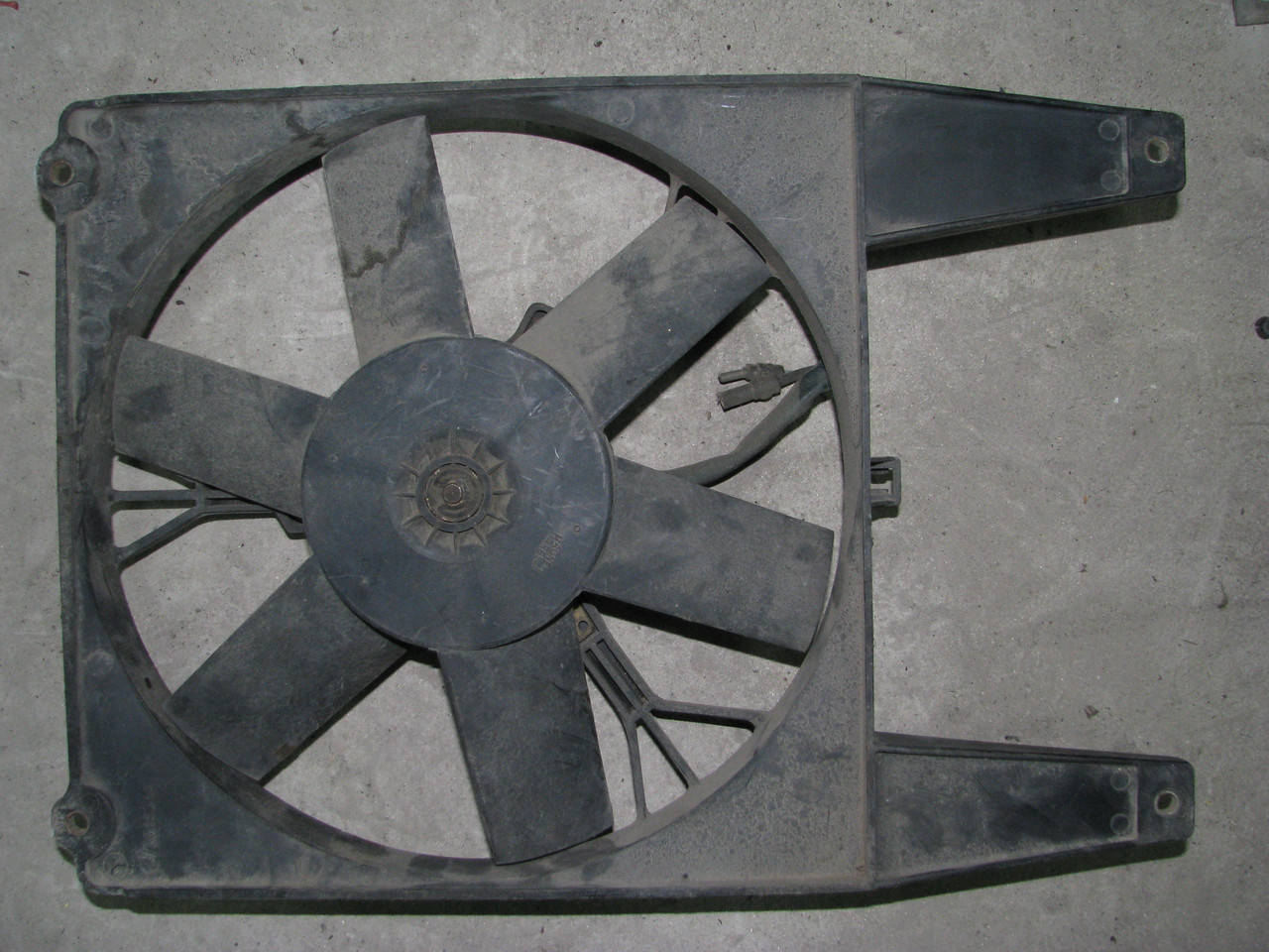 

Б/у вентилятор радиатора Citroen C25/Fiat Ducato/Peugeot J5 1989-1994