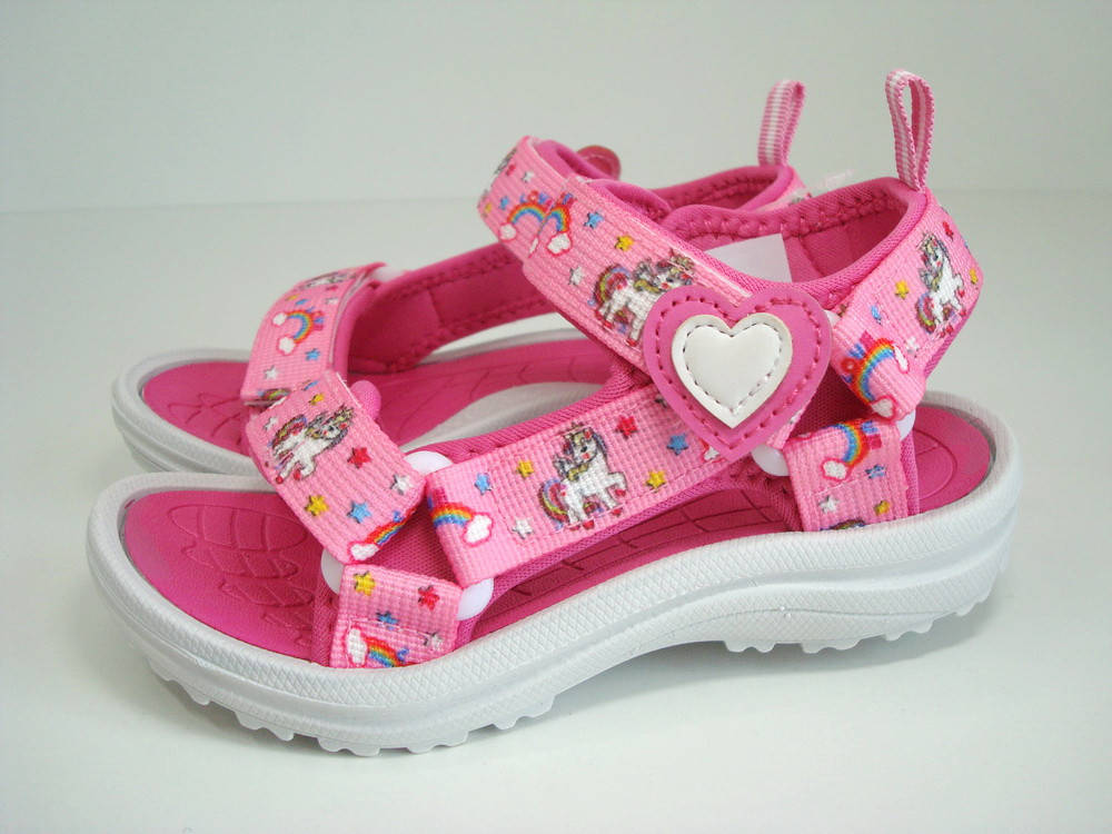 

Детские босоножки, сандалии спортивные. Размеры 30.