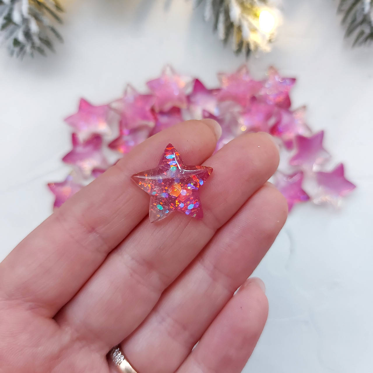 

Кабошон "ЗІРОЧКА" 2СМ , ФІОЛЕТОВА