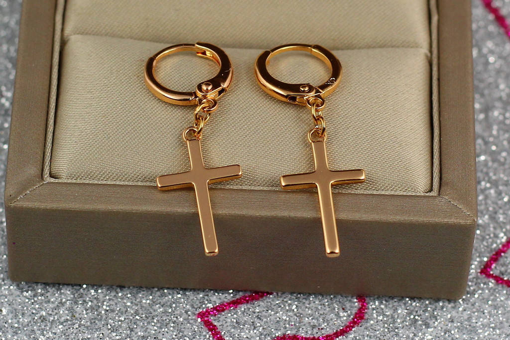 

Серьги Xuping Jewelry крестики на цепочке 2 см золотистые