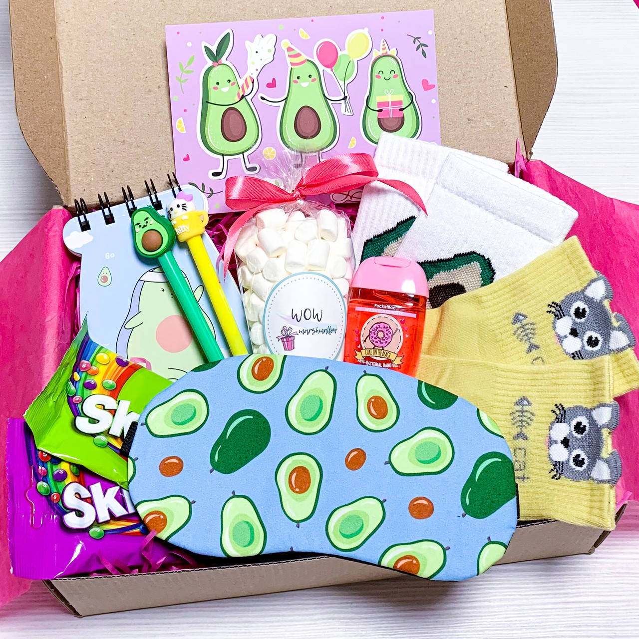 

Подарочный бокс Wow Boxes "Girl Box №9" AVOCAT