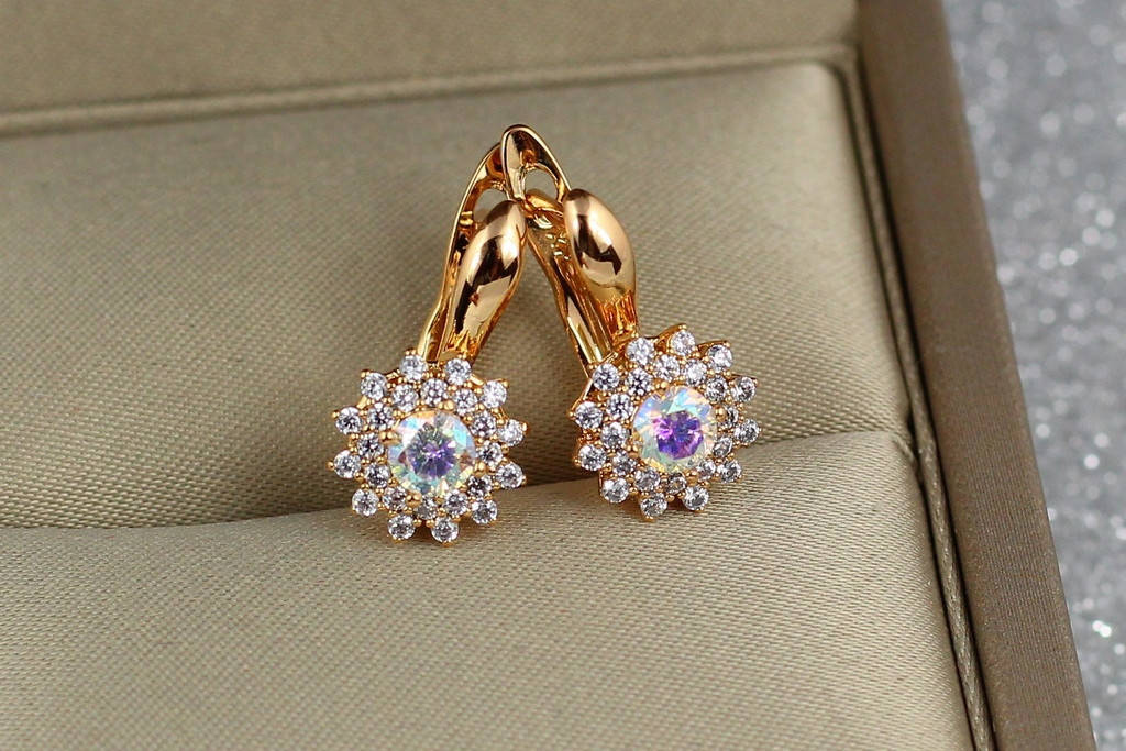 

Серьги Xuping Jewelry хамелеоны цветочки три круга камней 1,6 см золотистые