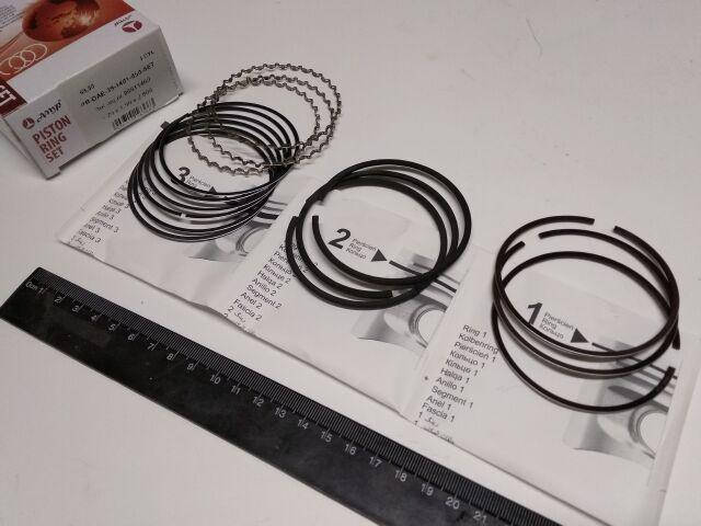 

Кольца AMP Matiz 69,00 0.8 2-й ремонт (PR-DAE-39-1401-050-SET) 1,2x1,5x2x8