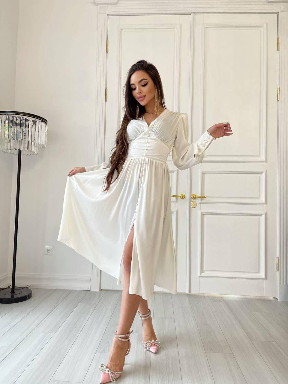 

Женское нежное шелковое платье L-XL