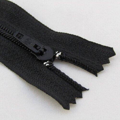 

Молния Т-3 18см Юбка (100шт) Черная (СТРОНГ-0123), Черный