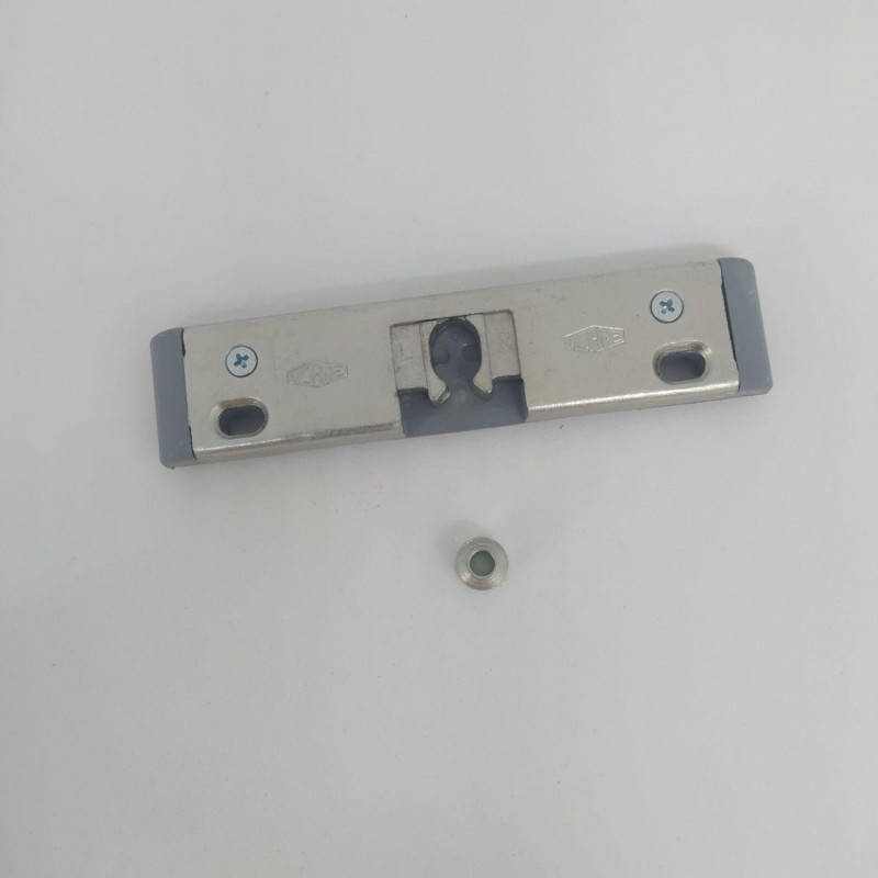 

Балконная защелка паз 13мм VORNE (защелка курильщика)