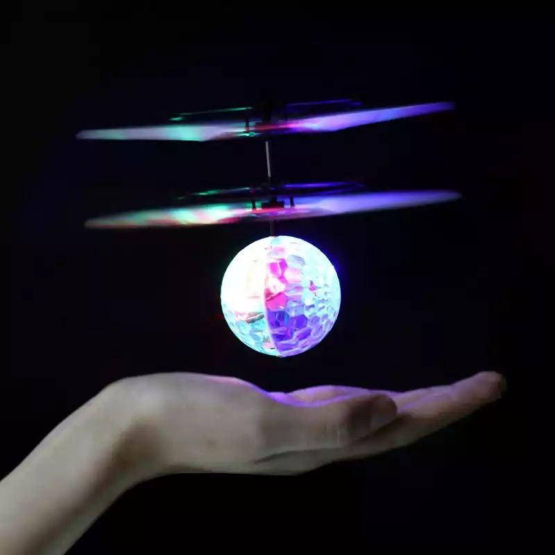 

Летающий светящийся сенсорный шар вертолет Sensor Flying Ball