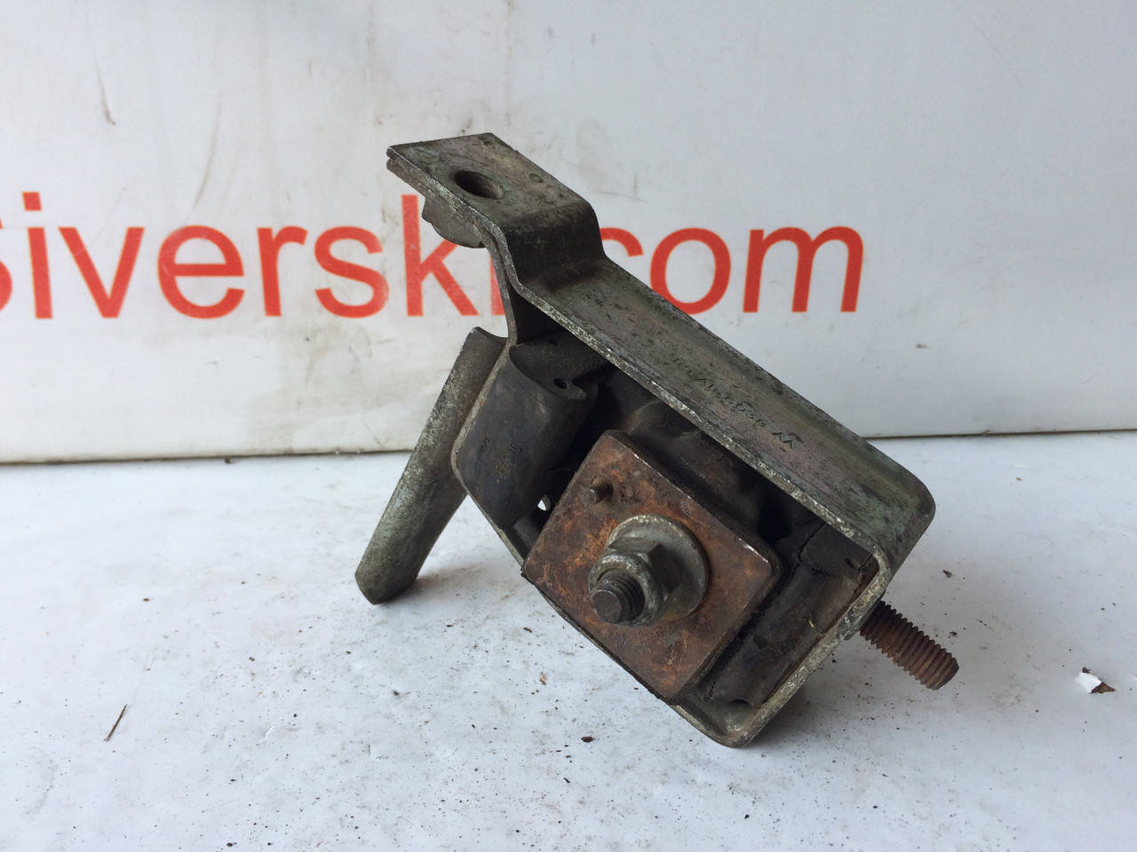 

Подушка двигателя, кронштейн Ford Escort/Orion MK 5-6, 92AB-6038-DA