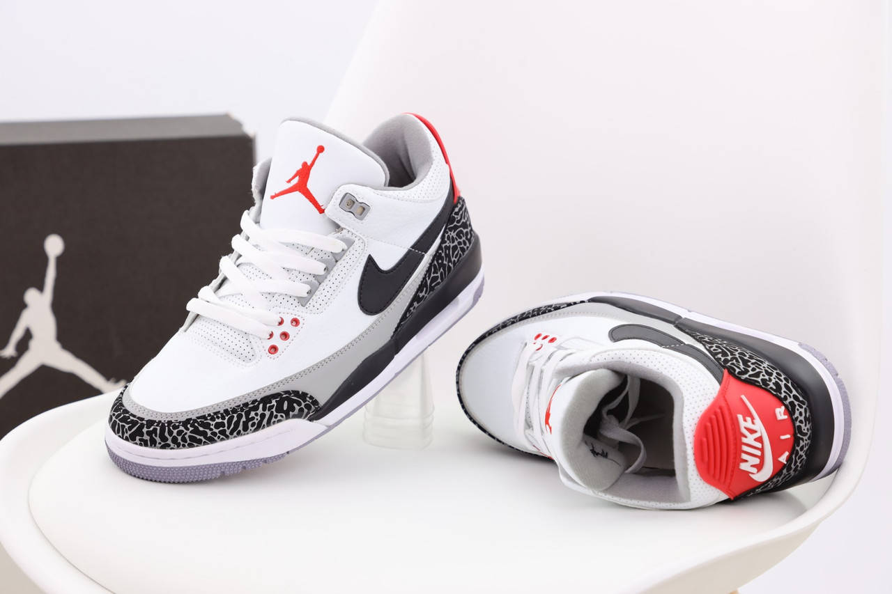

Кросовки мужские N*ke Air Jordan белые с черным р.41-45, Черный