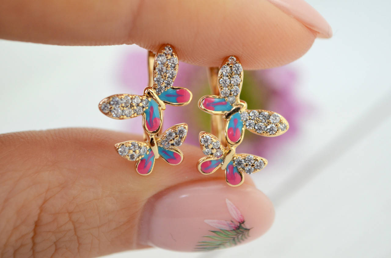 

Серьги бабочки, медицинский сплав. Гипоаллергенны.