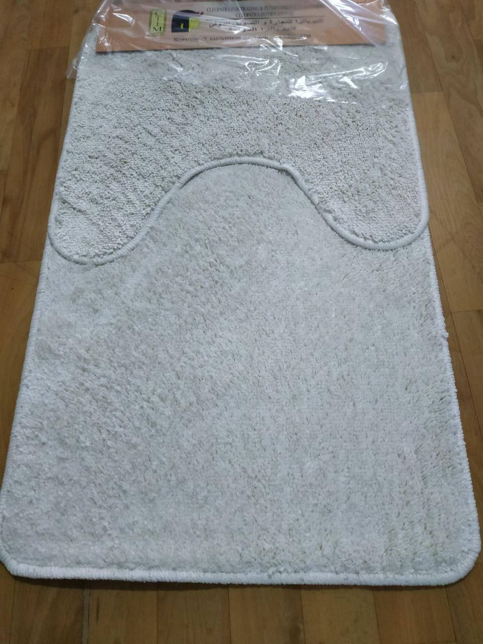 

Набор ковриков в ванную комнату SOLID