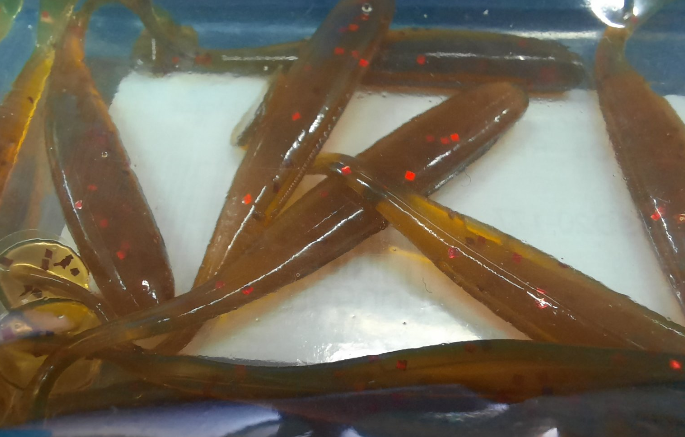 

Виброхвост Flagman Shad 2"№177 Motor Oil Red