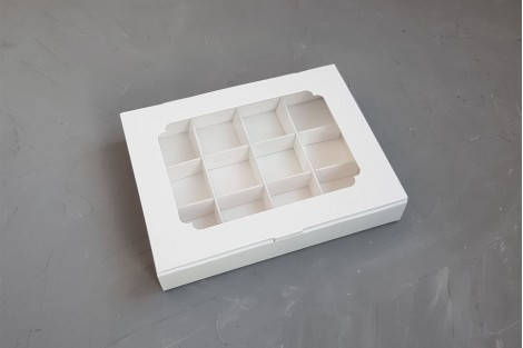 

Коробка для конфет на 12 шт