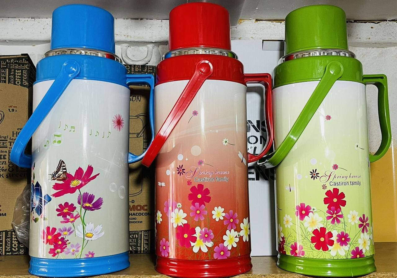 

Термос зі скляною колбою 3.2л Термос металлический с стеклянной колбой ., Разные цвета