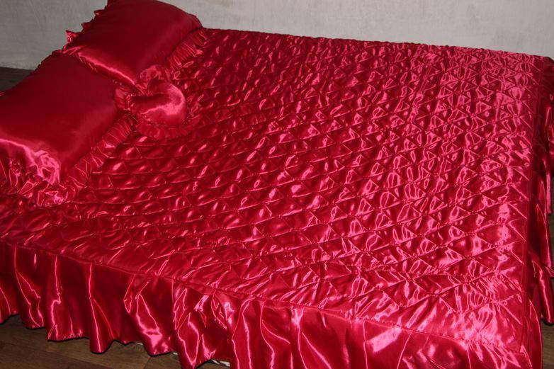 

Покрывало атласное Евро стандарта RED, Разные цвета