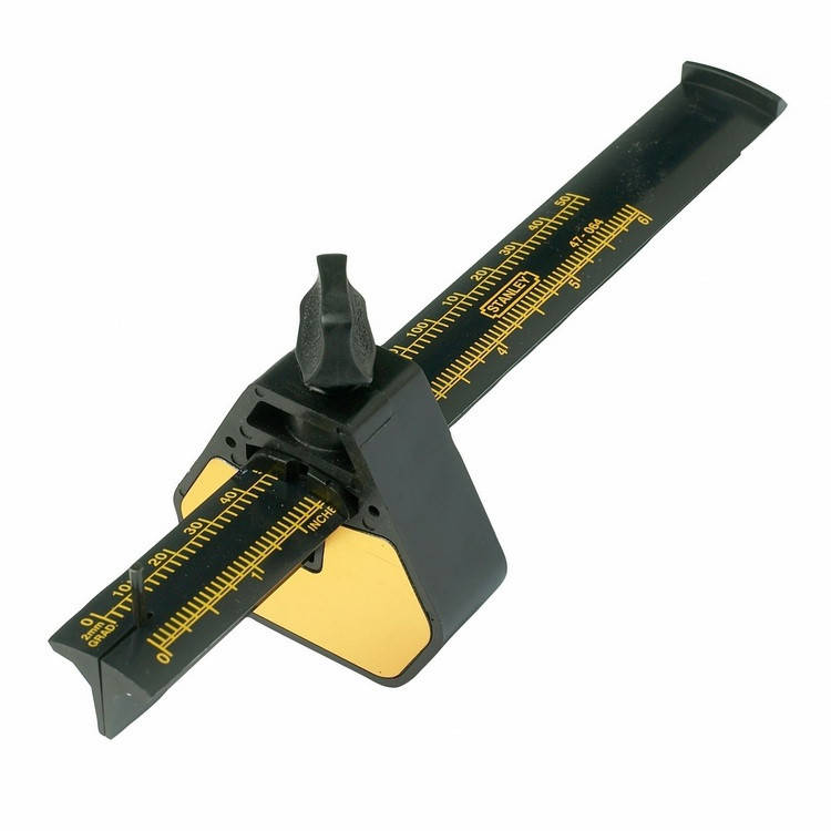 

Рейсмус разметочный пластиковый L=215 мм STANLEY (2-47-064)