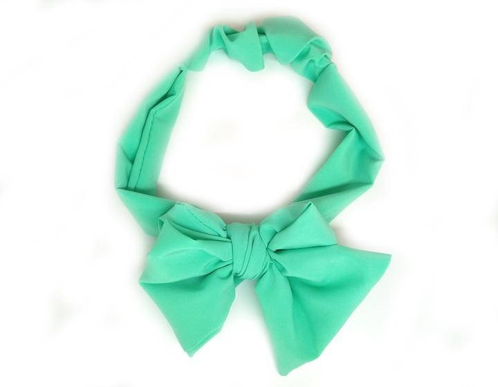 

Повязка на голову в виде банта мятная