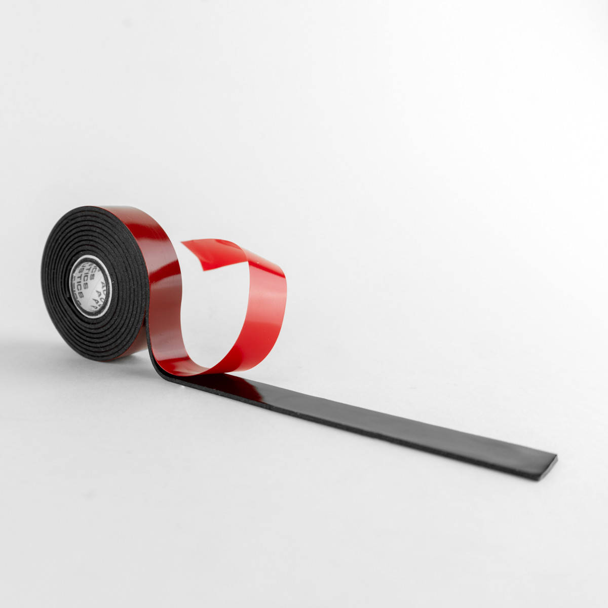 

Скотч двухсторонний ACOUSTICS Profix 1,1 мм 12 мм х 5 м в блистере, Черный