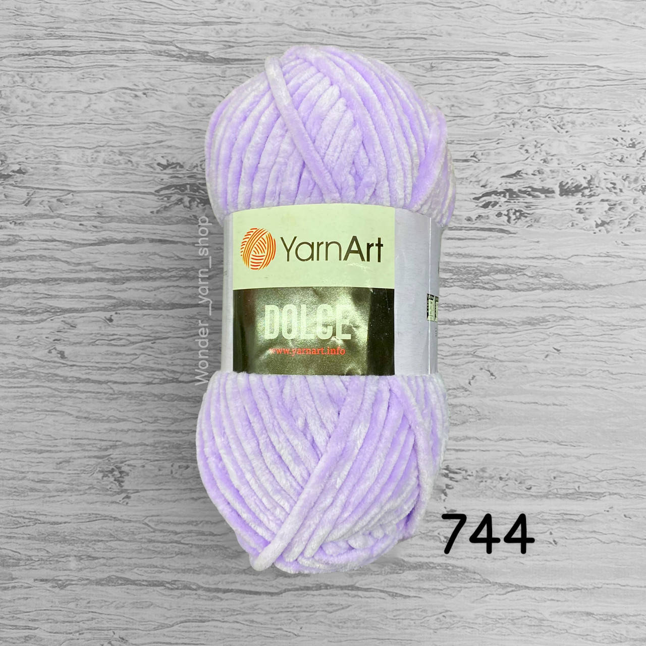 

Плюшевая пряжа YarnArt Dolce (ЯрнАрт Дольче) 744, сиреневый