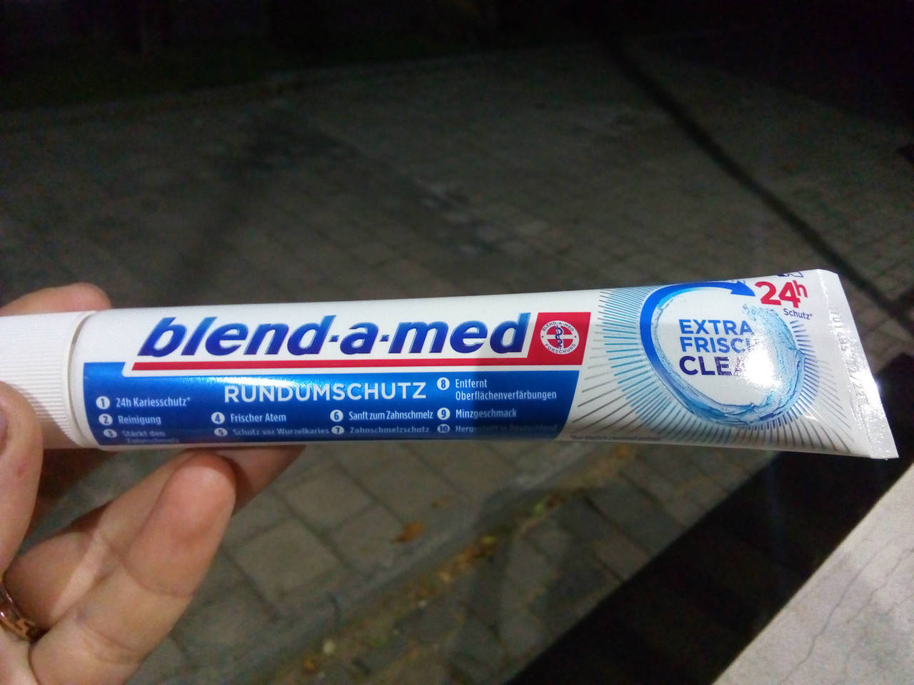 

Зубная паста Blend-a-med Extra Frisch Clean 75 мл