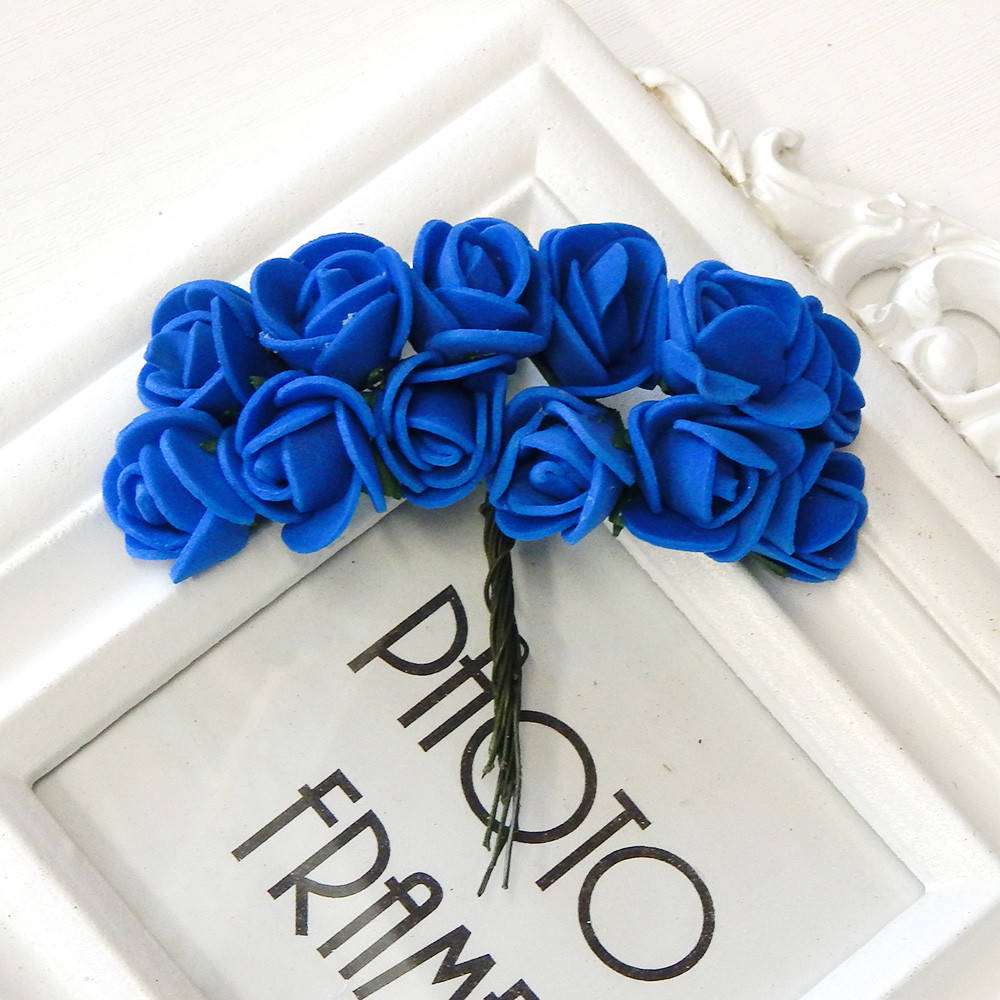 

Букет розочек из фоамирана, 1,5-2 см, синий