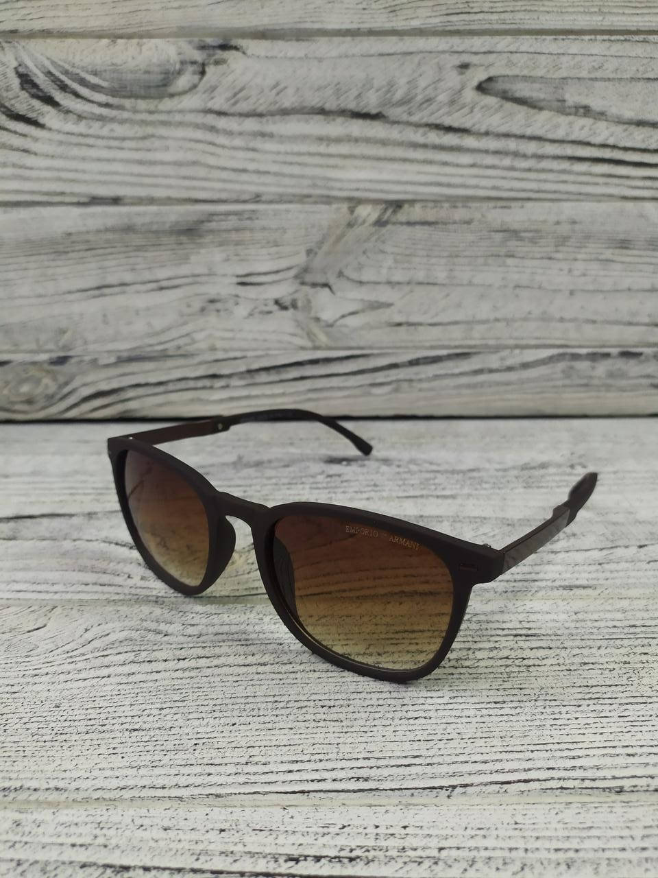 

Солнцезащитные очки коричневые мужские в матовой оправе, Коричневый