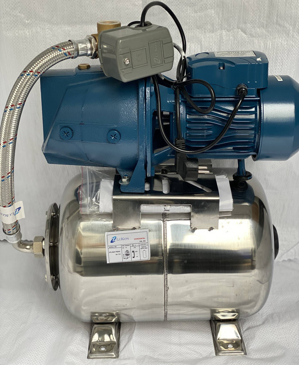 

Насосная станция KING JSW 10M 1,1 квт чугунный (на нержавейке бачку 24 л.)