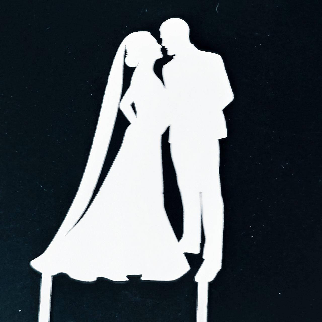 

Топпер (фигурка на торт) силуэт "Молодожены" (свадебный) , для тортика. Из белого ДВП