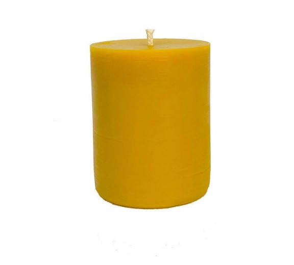 

Свеча-цилиндр, 100% из пчелиного воска 70*100 мм