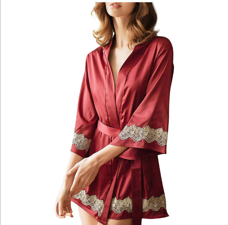 

Атласный халат