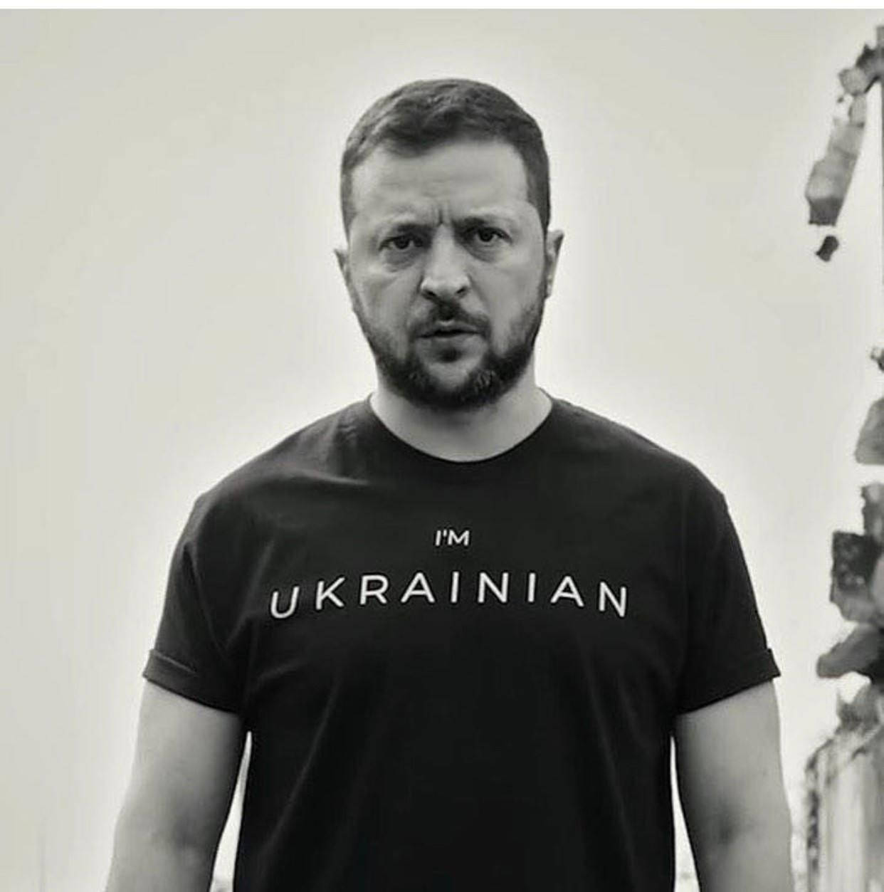 

ФУТБОЛКА МИ З УКРАЇНИ «ЯК У ЗЕЛЕНСЬКОГО» XXL